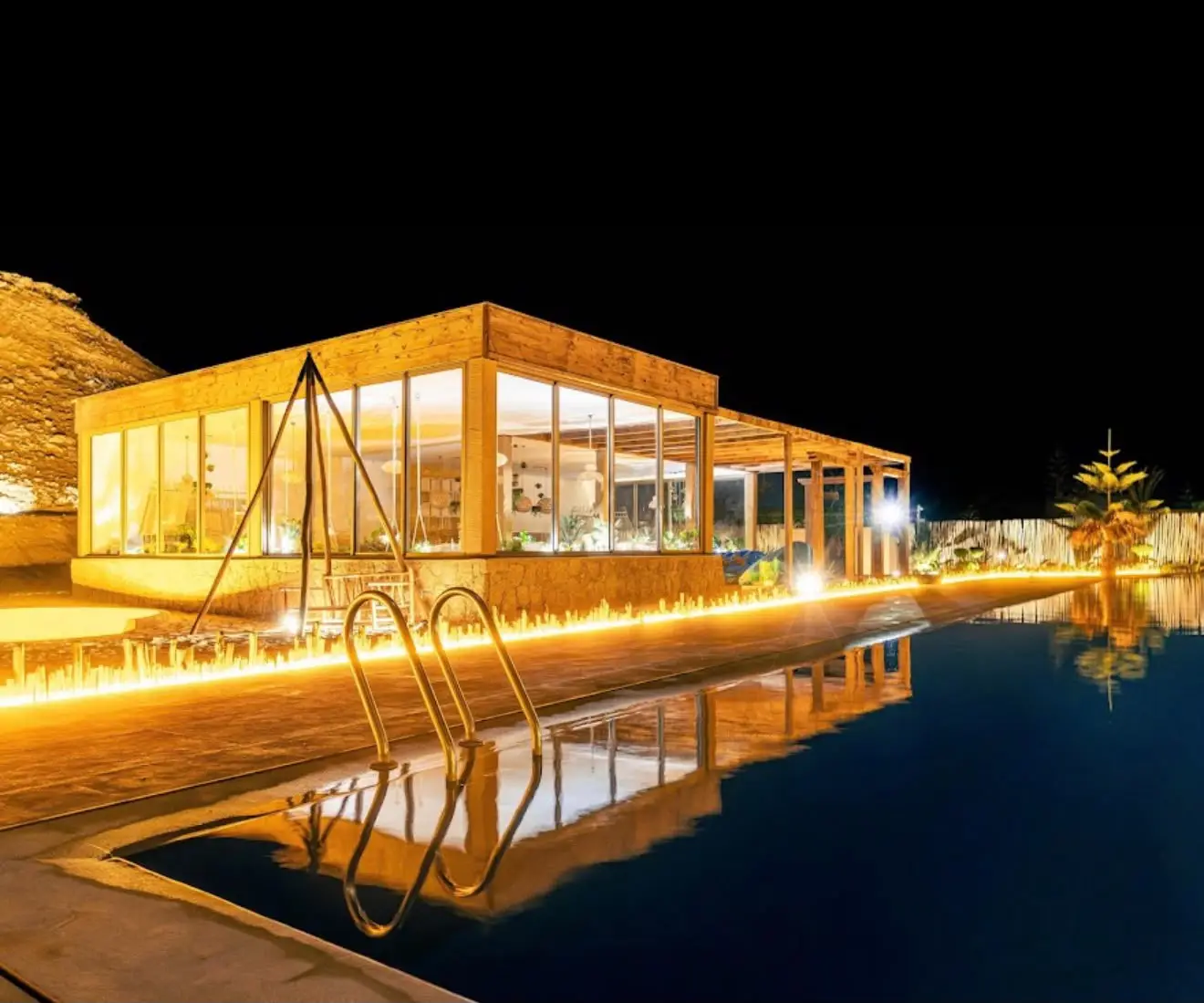 Extérieur du Tulum Beach Resort de nuit